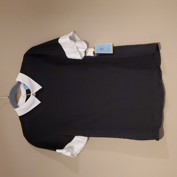 CeCe Point Collar Pleat Short Sleeve Color Block Blouse Size XS NWT'S - Picture 4 of 11